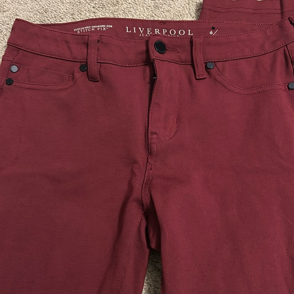 Liverpool Jean co maroon jeans
